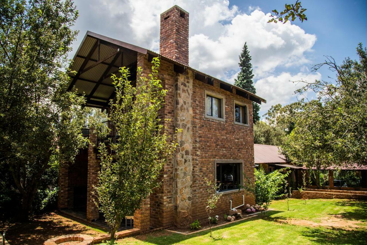 Tarry-Stone Cottages Dullstroom Luaran gambar